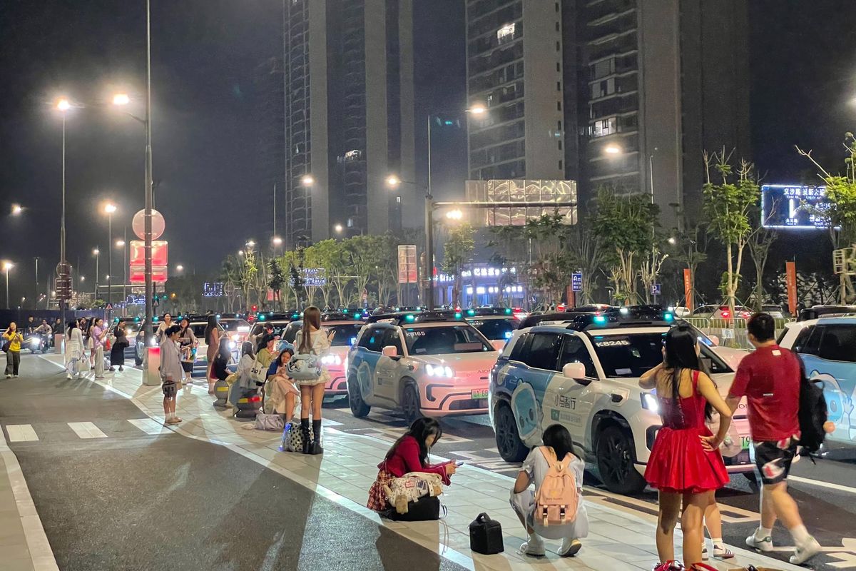 Pony.ai Labor Day Holiday Robotaxi Paid Orders Surge More Than Sixfold