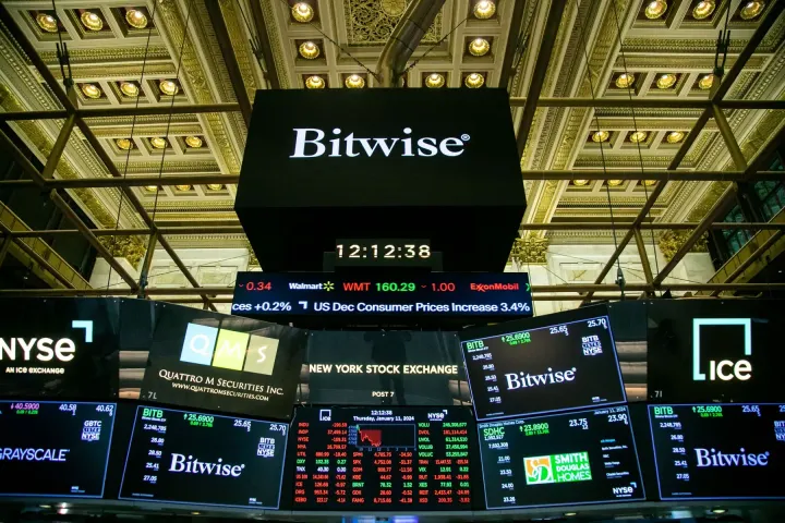 Glider in Bloomberg: Bitwise Rides Tokenization Rush with Automated Stock Portfolios