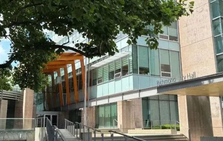 爆点｜大温“堵城”不堪重负，列治文市府烧钱自救！