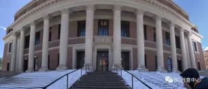 哈佛大学的怀德纳图书馆