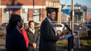 不要将反歧视与外国干预划等号