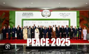 重磅|特朗普卡尼中东再会，加拿大大手笔撒币这个国家，自由党国际舞台较量能成功吗！