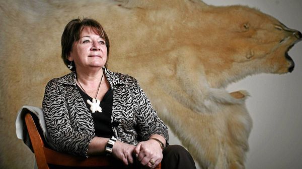 加拿大任命首位原住民总督