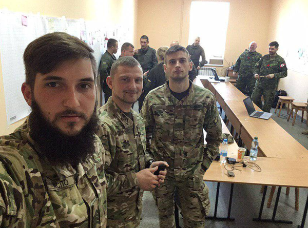 加拿大军队训练乌克兰极端分子照片曝光