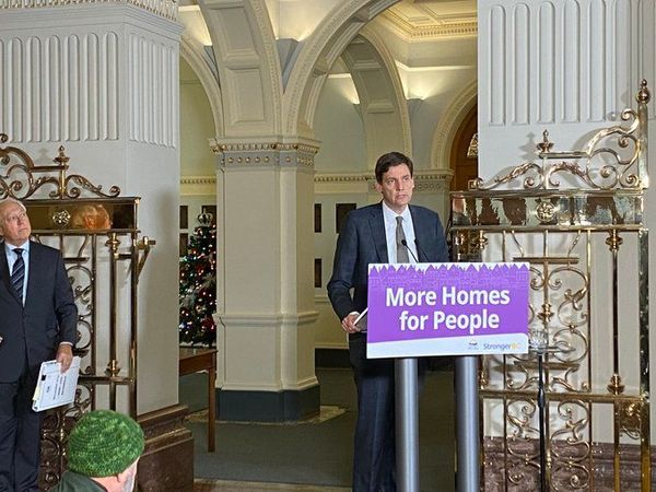 卑诗新任省长David Eby推出多项新政，解决住房和治安问题