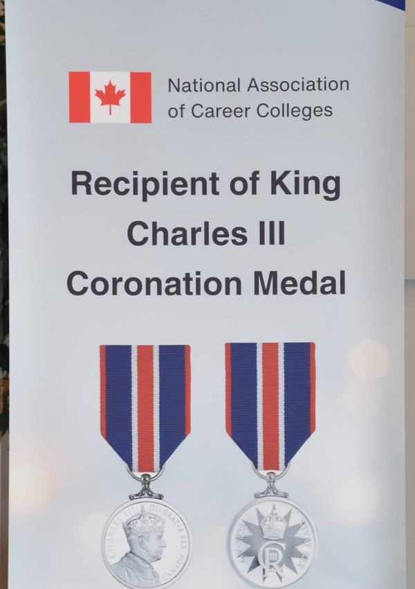 查尔斯三世国王加冕勋章授予仪式在素里隆重举行  华人教育家李维章荣膺BC省唯一华人背景殊荣