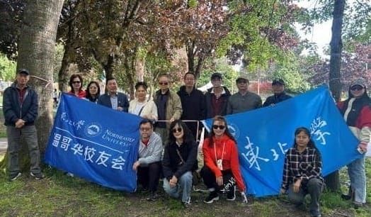 欢声笑语喜相聚 - 记东北大学温哥华校友户外活动