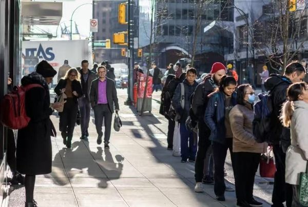 震惊|加拿大就业濒临崩溃，全民大下岗或将成为主流，普通人该如何自保！