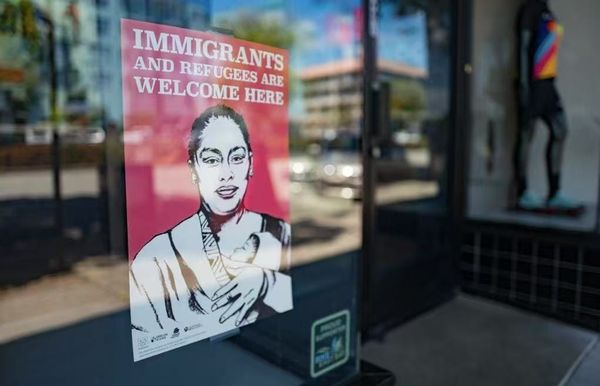 崩了|加拿大移民体系要完，保守党痛批自由党十年摧毁殆尽，地狱级差距触目惊心！