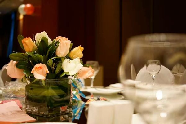 2025她励量年会｜杰出女性颁奖盛典, 邀您共赴繁花之约!