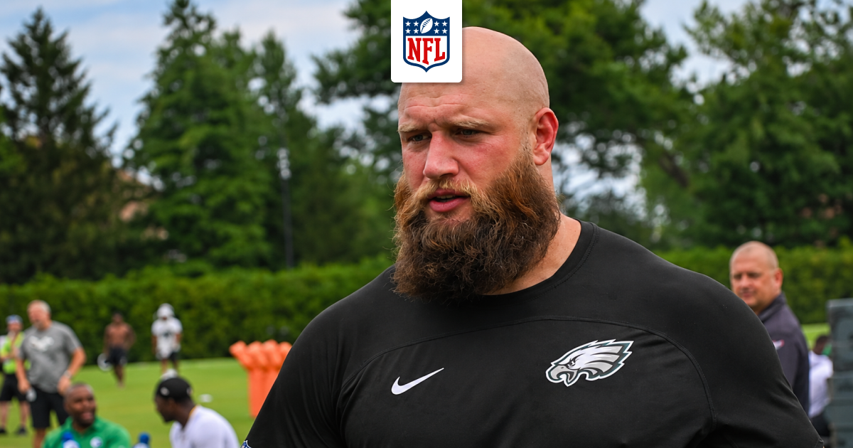 Lane Johnson se retrage din NFL, în plin sezon