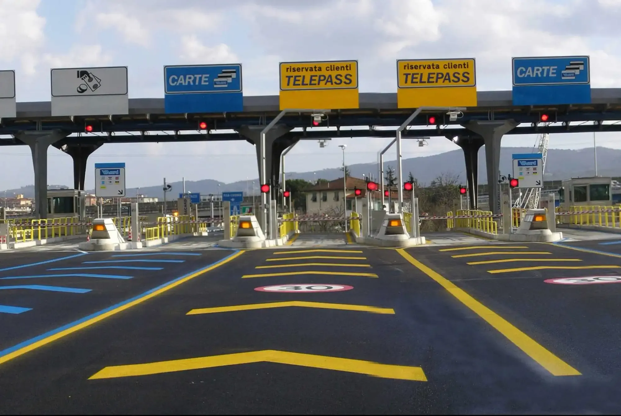 Toll in Italy