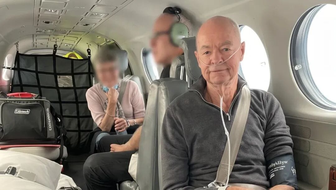 Mick Kelly on the Starship Air Ambulance being transferred back to Auckland Hospital.