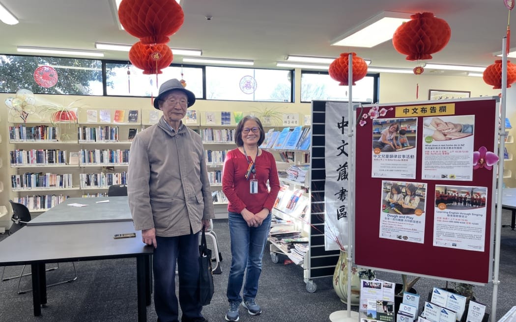 Stats NZ’s latest figures indicate that in June 2023, around 41,000 people identified with Chinese ethnicity, making up 13 percent of the Chinese ethnic group in New Zealand.