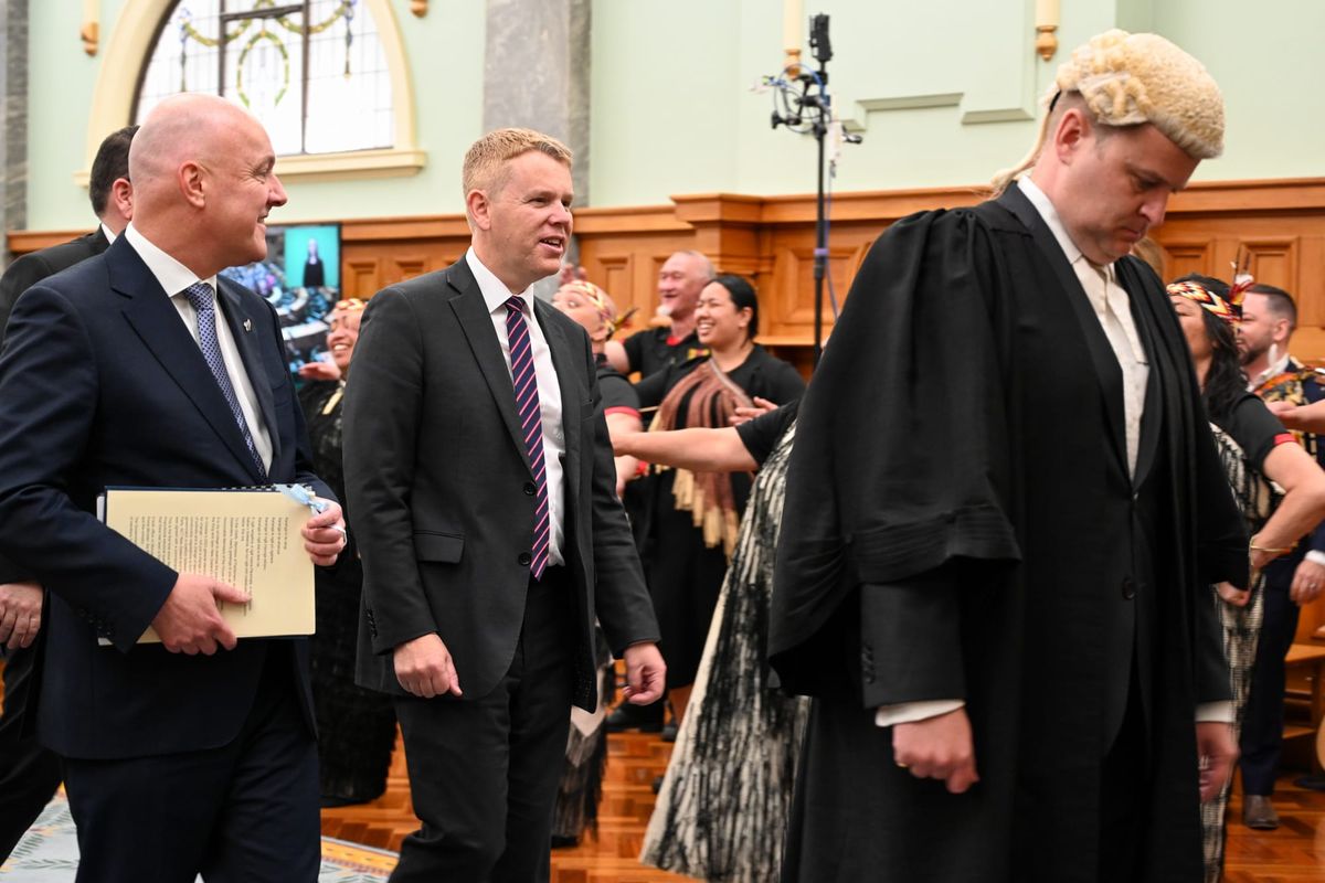 新西兰总理暗讽“澳洲人智商低”，澳洲总理反击