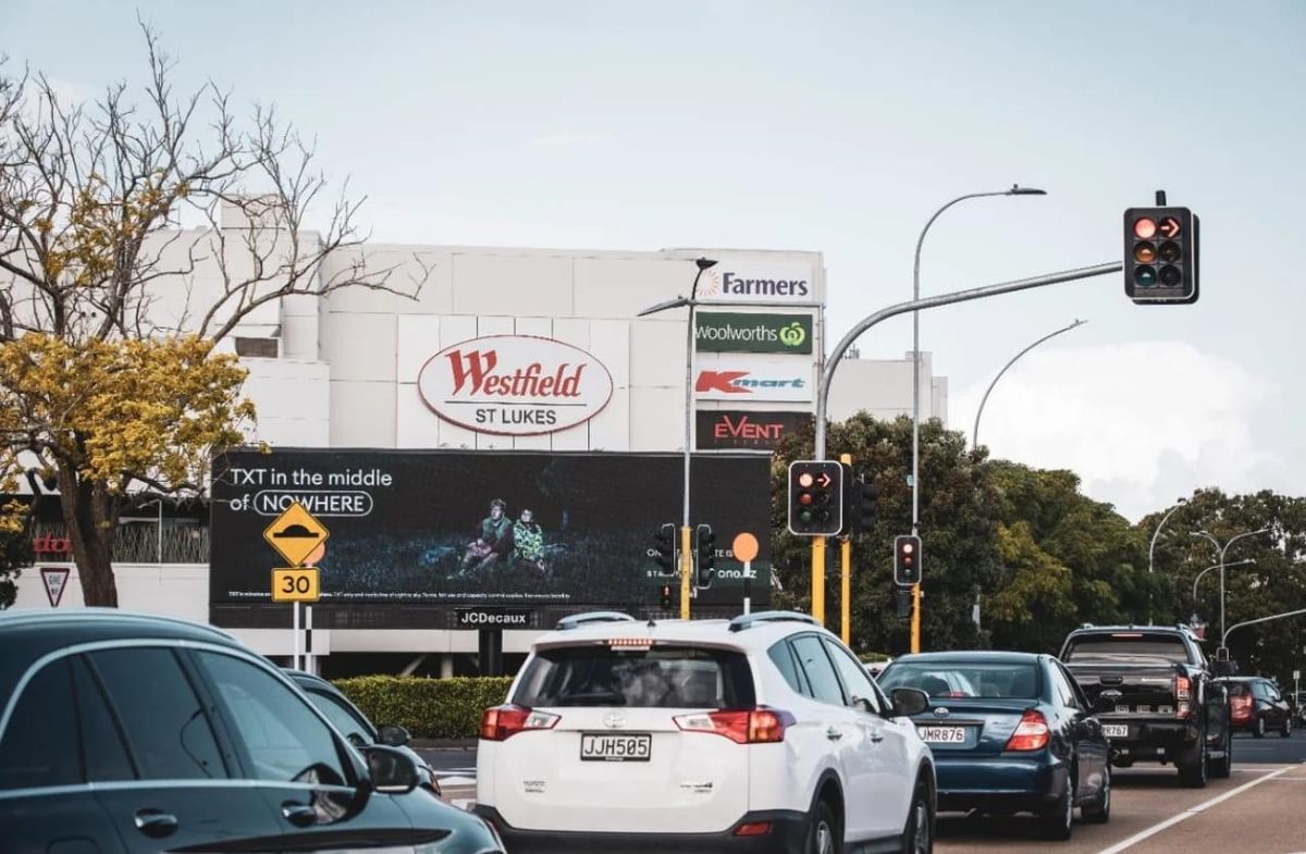 11岁孩子奥克兰商场被抢 “无人帮忙”