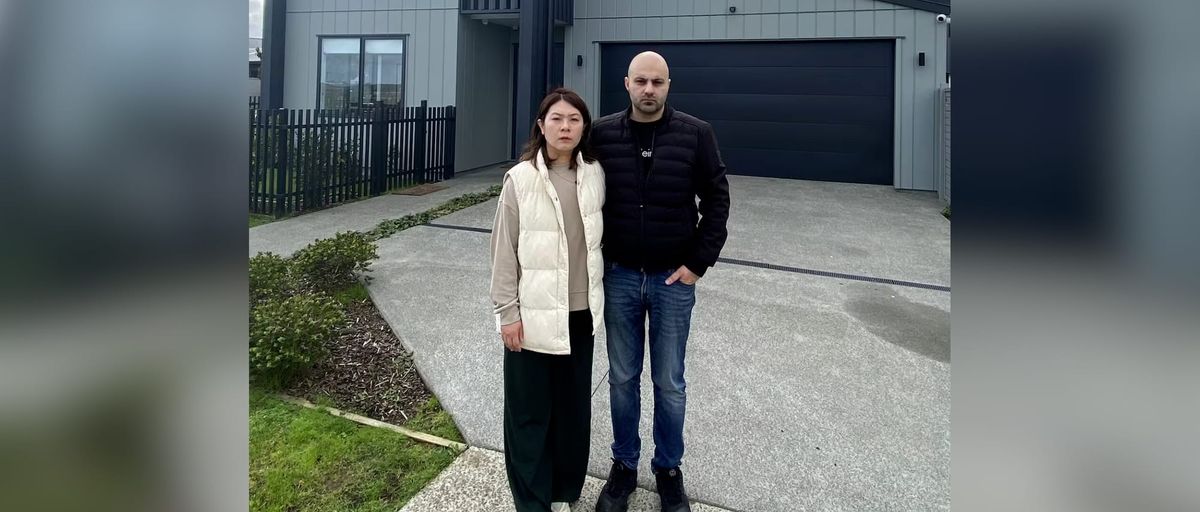 奥克兰夫妇买新房后崩溃：晚上睡不着觉