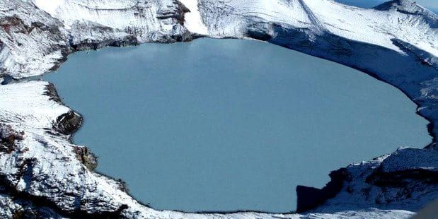 mt-ruapehu-crater-temperature-increased-rapidly