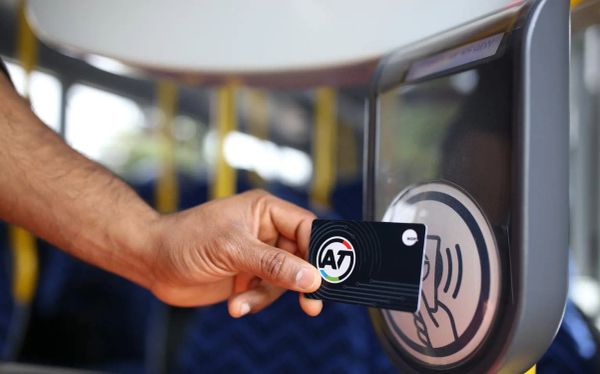 奥克兰公交推出“7天封顶套餐”