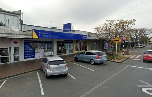 奥克兰65年房产中介门店宣布关门，原因令人唏嘘