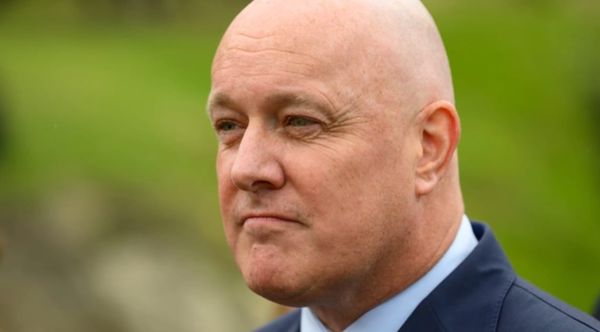 新西兰总理回应“午餐质量堪忧”