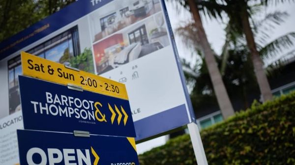 地产中介公司待售库存创纪录