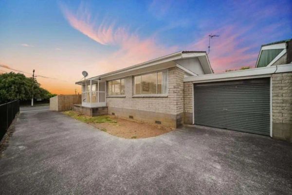 奥克兰华人夫妇卖房，希望比特币结算，最近成交了