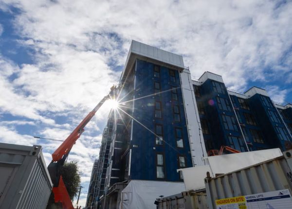 奥克兰“越南制造”模块化小区接近完工