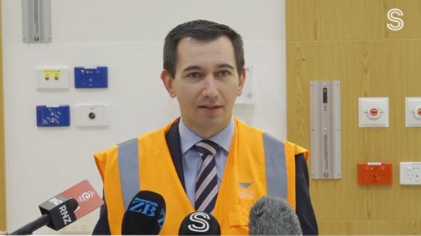 新西兰官宣新增2.1万例择期手术