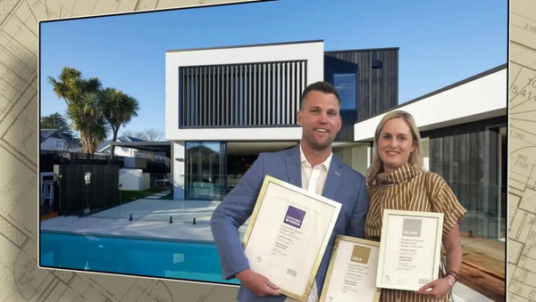 新西兰建商赶前妻离开百万豪宅，“因为公司没钱了”