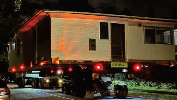 奥克兰富人区一片狼藉，新西兰式“搬家”搬出事了