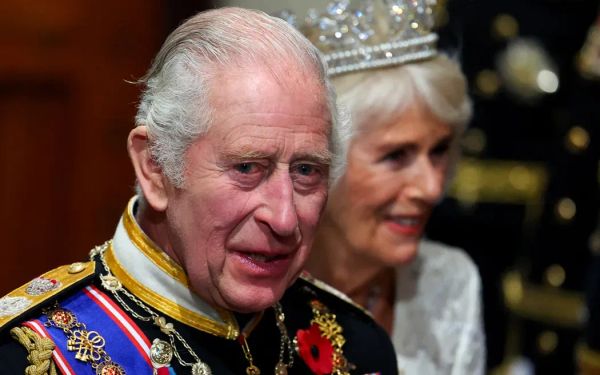 国王生日公共假期：店铺正常营业吗？消费有附加费吗？