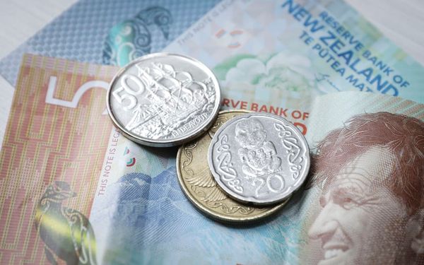 新西兰最低时薪4月1日起上调至23.15纽元