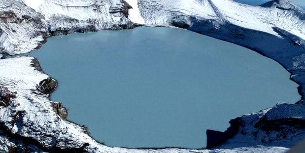 mt-ruapehu-crater-temperature-increased-rapidly
