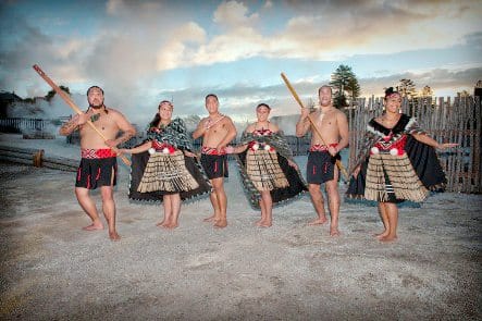 rotorua-travel-guide