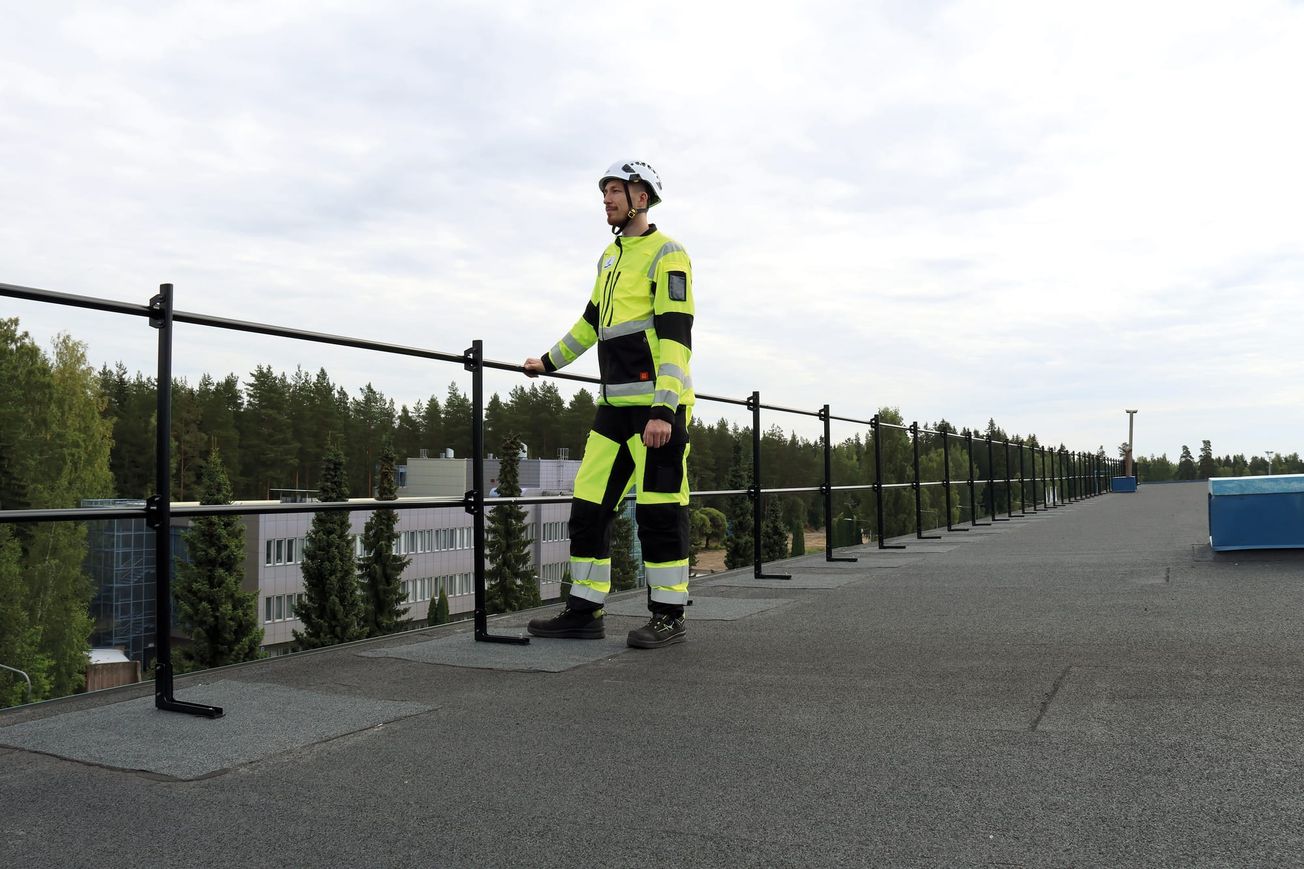 Katolla liikkumisen turvallisuus pitää suunnitella jo ennen katolle kiipeämistä