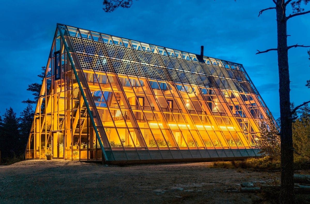 Beautiful Sustainable Self-Sufficient Off-Grid GREENHOUSE House in Sweden