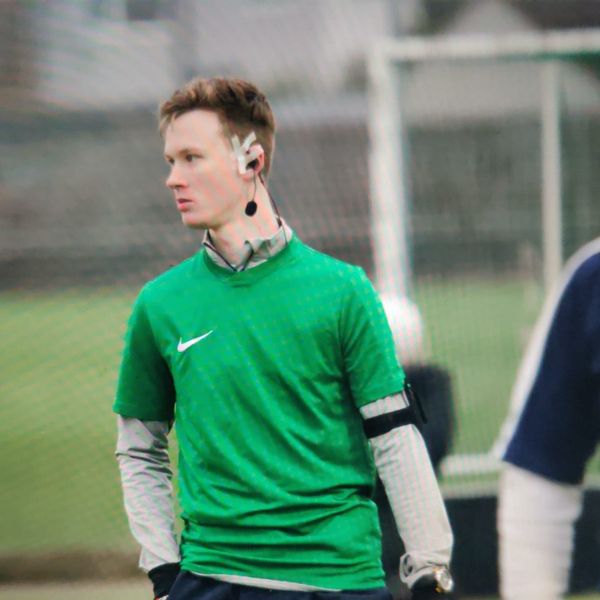 How to become a hockey umpire