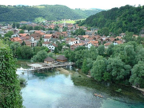 Bosnia-Erzegovina: viaggio tra fiumi e valli, un tesoro nascosto