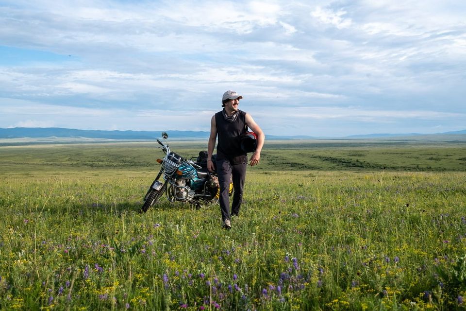 how to motorbike Mongolia (a guide)