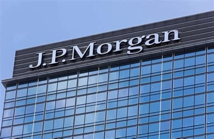 Its Dividend Looks Secure, But Don’t Chase JPM Stock After Q2 Earnings. Here’s Why.