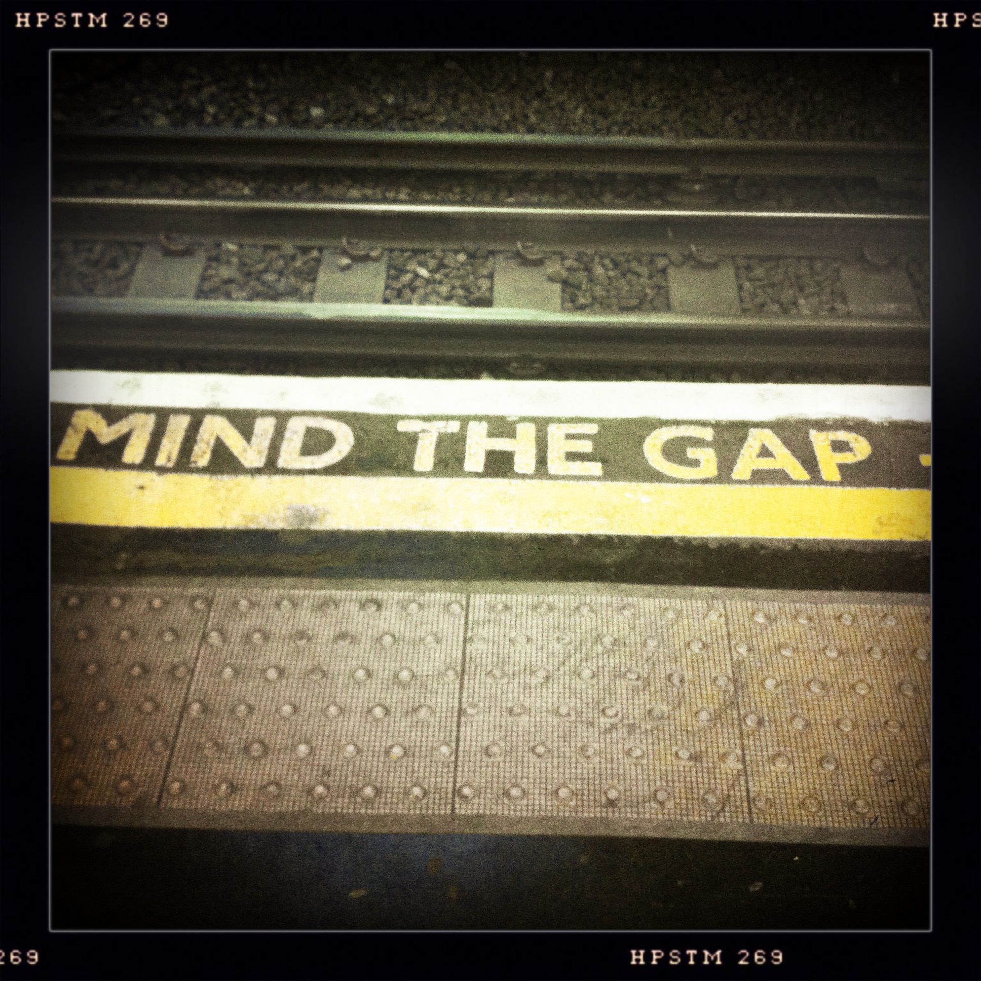 Big Data, oder: Davon, den Heuhaufen zu vergrößern in der Hoffnung, die Nadel besser zu finden.