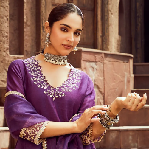 Prajakta Koli aka Mostlysane In The Loom's Embroidered kurta Set