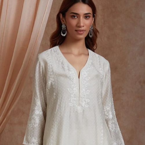 Kiara Advani In The Loom's White Embroidered Chanderi Kurta with Pants
