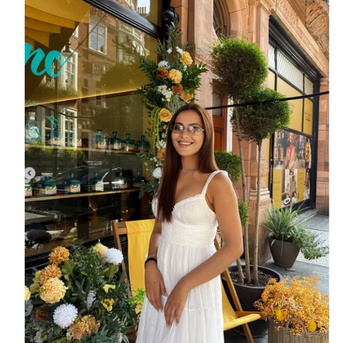 Best Makeup Artists in Delhi