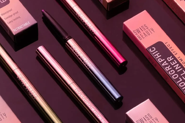 Swiss Beauty Holographic Eyeliner