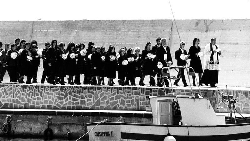 Funeral at the harbor