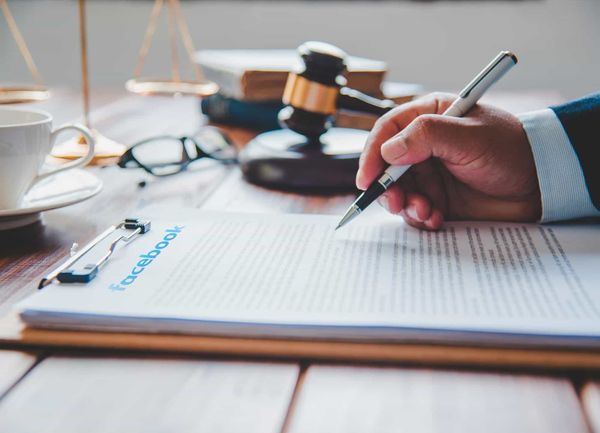 Facebook : quand les États légifèrent sur la liberté d’expression