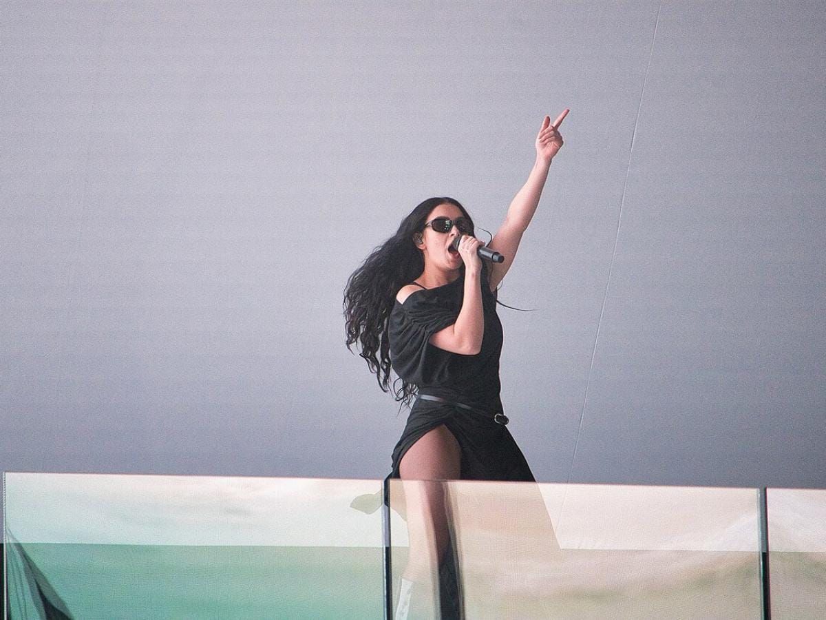 Charli XCX and the hierarchy of chasing cool