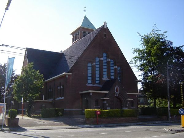 Après dix ans, l'Église orthodoxe roumaine de Roulers dispose enfin de ses propres locaux
